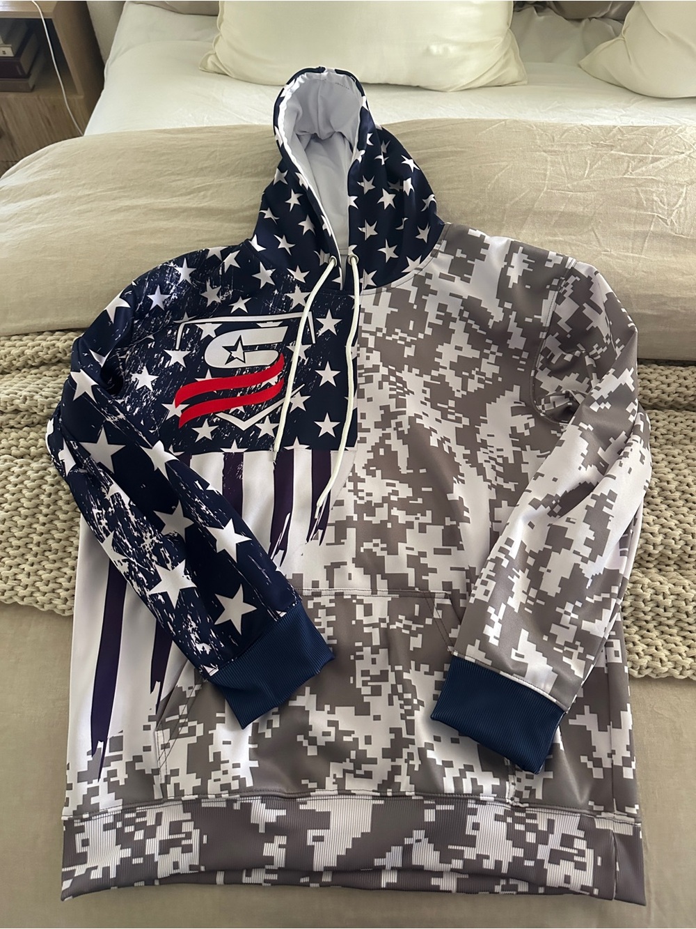 USSSA Patriotic Star & Camo Pullover Hoodie
